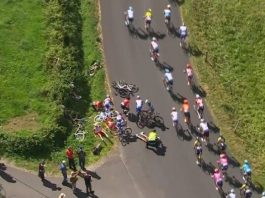 Romain Bardet abandona o Tour após queda na 13.ª etapa
