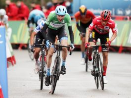 Dan Martin vence terceira etapa da Vuelta à frente do líder Primoz Roglic