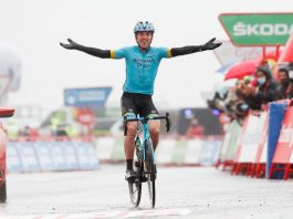 Ion Izagirre triunfa na Vuelta num Formigal ‘castigador’ para Primoz Roglic