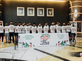 Ciclistas da UAE Emirates vacinados contra a Covid