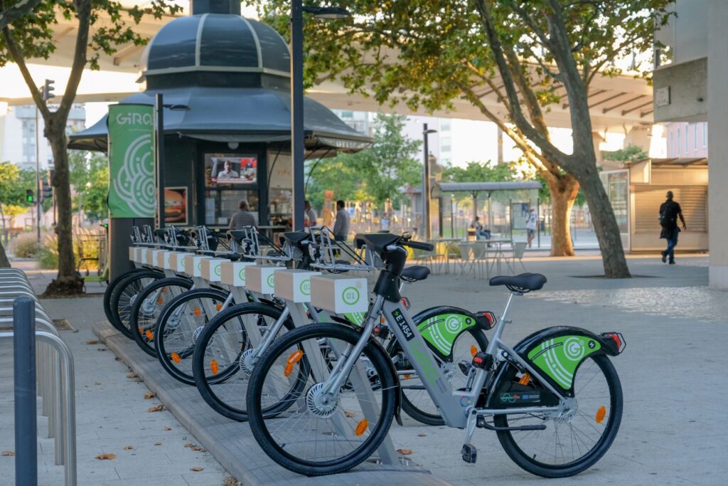 EMEL abre cinco Estações da Rede de Bicicletas Partilhadas GIRA no Lumiar