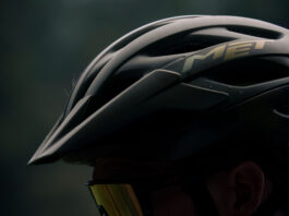 Novo capacete MET Veleno definir é limitar