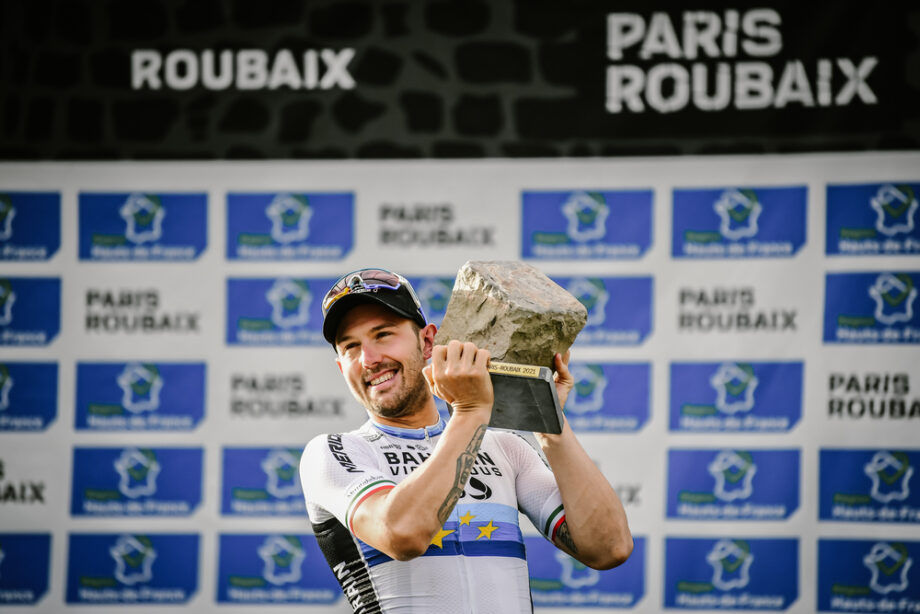 Sonny Colbrelli Vence Paris-Roubaix 2021