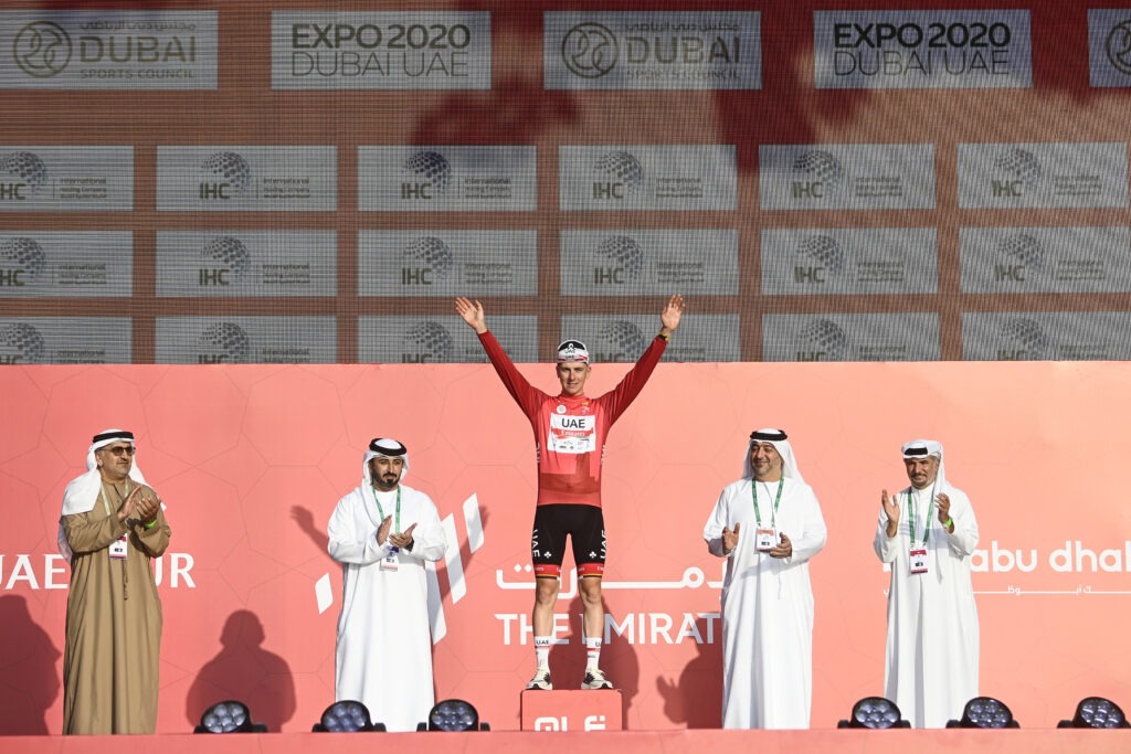 Mathias Vacek vence 6ª etapa do UAE Tour, João Almeida continua em 6º da geral e Rúben Guerreiro 9º