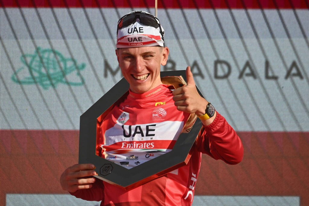 Tadej Pogacar venceu o UAE Tour 2022, João Almeida quinto