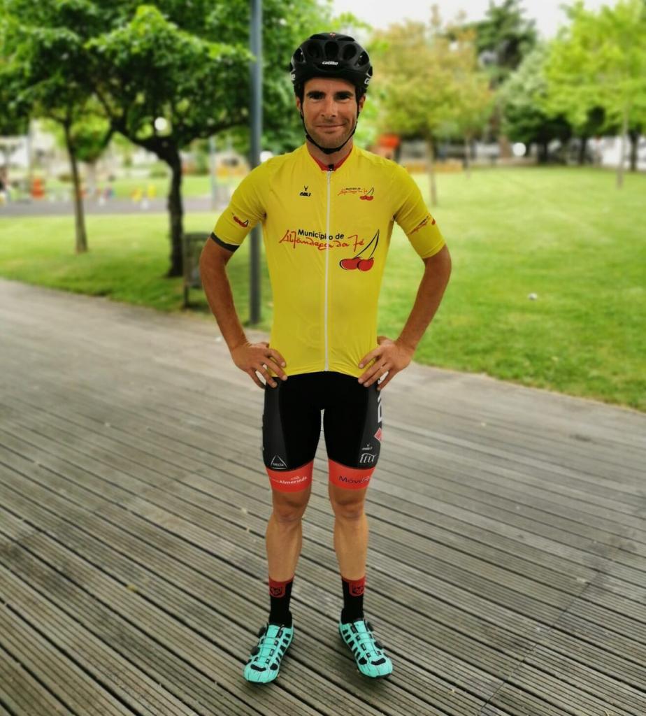 André Filipe com enorme gesto de fair-play no GP de Ciclismo de Alfândega da Fé