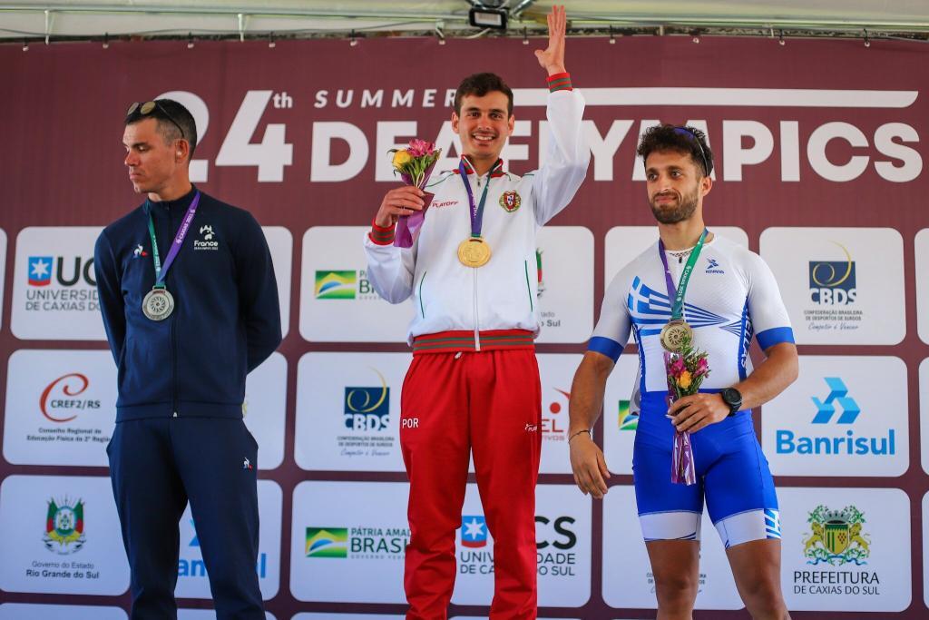 André Soares conquista medalha de ouro nos pontos dos Surdolímpicos