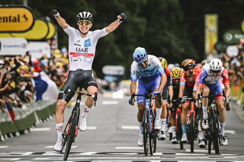 Tour de France 2022: Tadej Pogacar de amarelo com a vitória na 6ª etapa