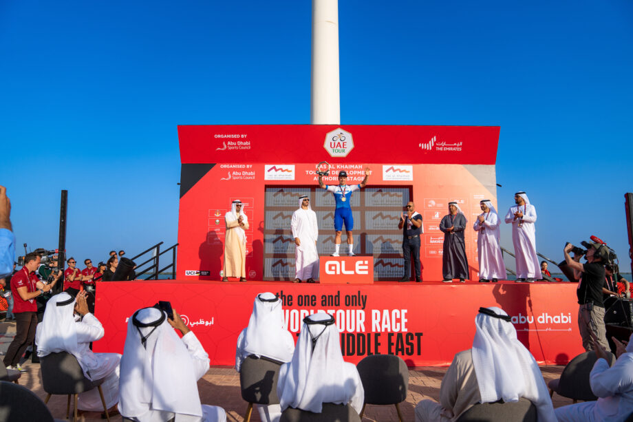 Dylan Groenewegen vence quinta etapa do UAE Tour