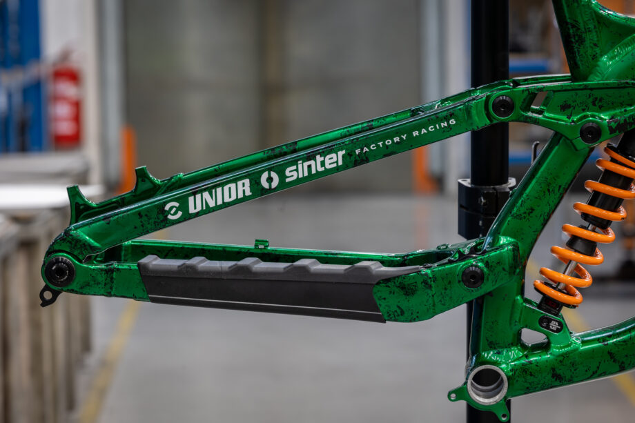 Team Unior – Sinter Factory Racing está de volta às bicicletas Trek