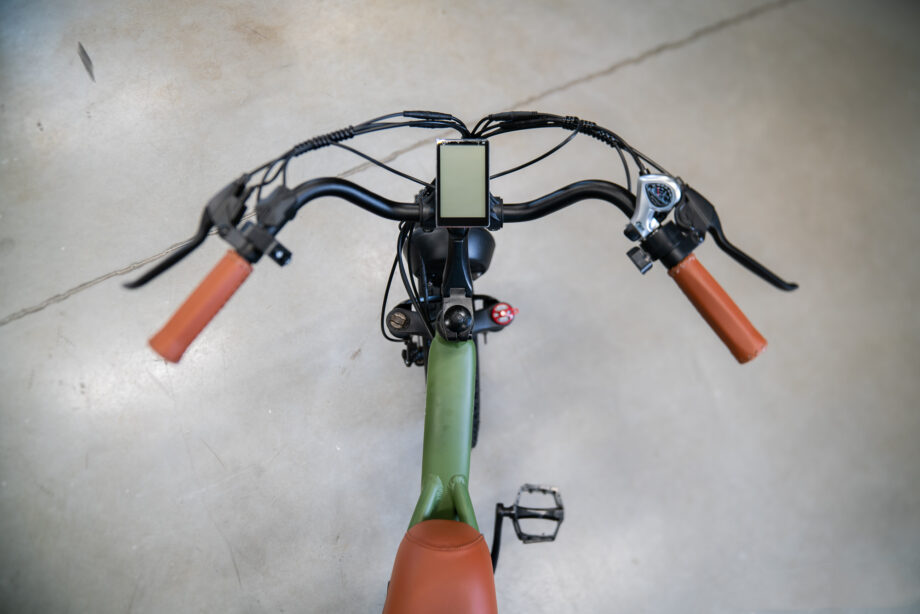 Bezior XF001: uma e-Bike com design retro