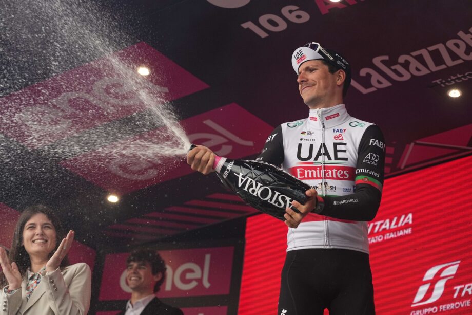 João Almeida vence 16.ª etapa e sobe a segundo na geral individual do Giro d’Italia