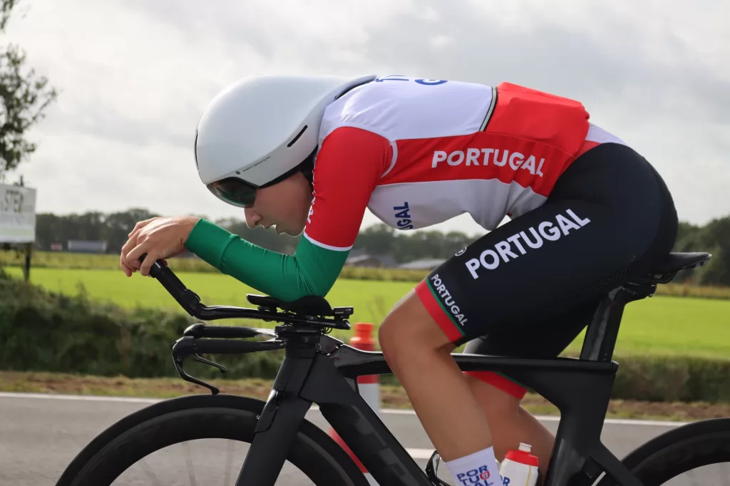 Cinco portugueses em ação no primeiro dia do Campeonato da Europa de Estrada