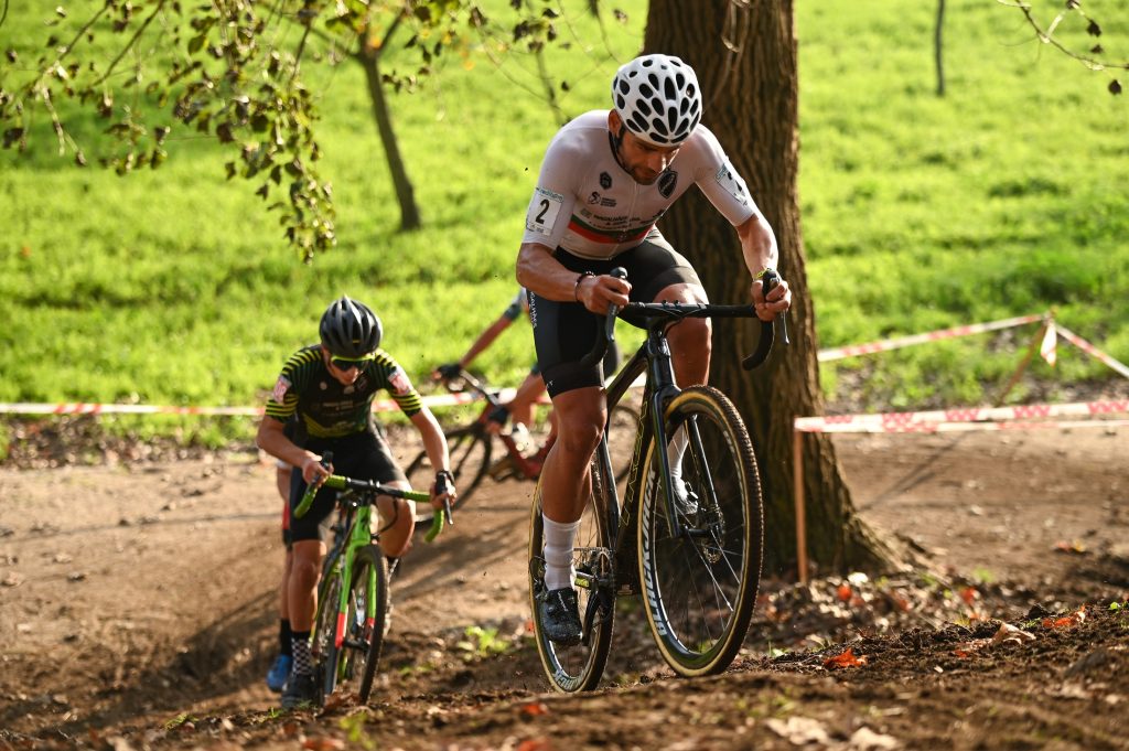 Agenda de Ciclismo  Campeonato Nacional de Ciclocrosse termina com disputa dos títulos em Abrantes